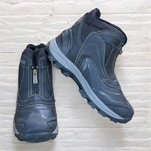 Khombu Mens' Black Mason Hybrid Winter Boot With Cushioned Footbed NWT